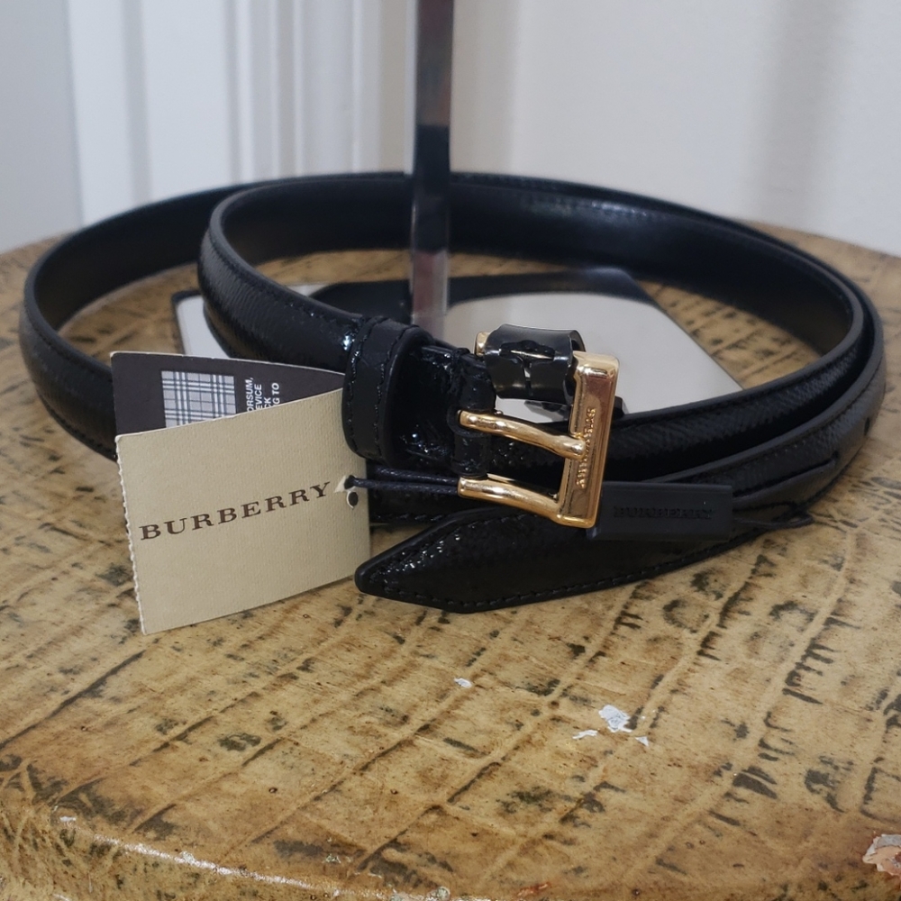 Burberry black patent leather belt
